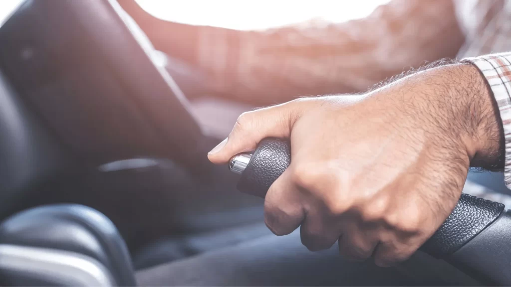 تاثیرات خرابی ترمز دستی